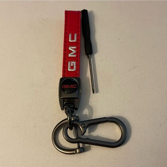 GMC key fob Keychain in Red leather NWT - Picture 2 of 4